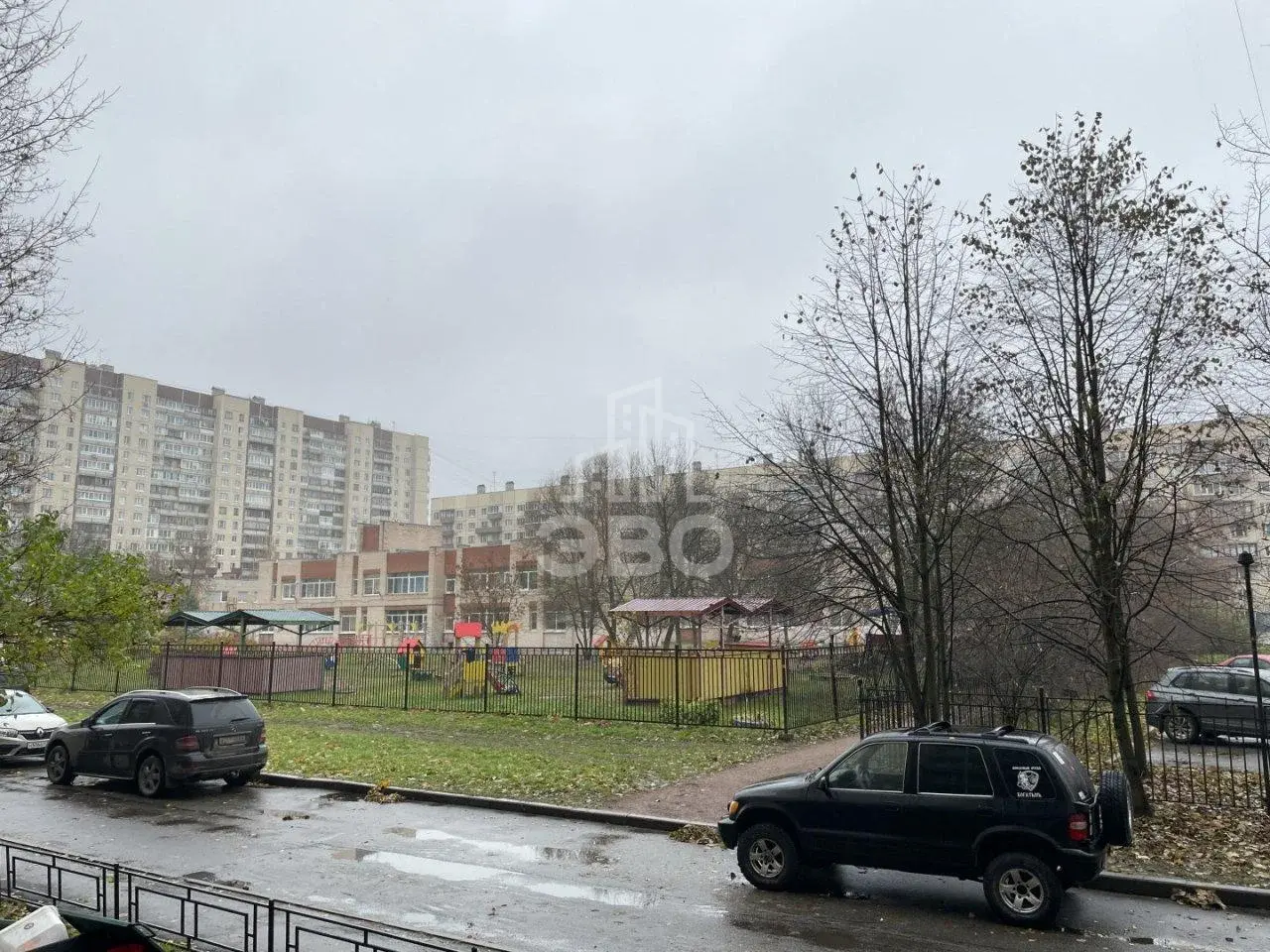 трехкомнатная квартира в Санкт-Петербурге по адресу: Караваевская ул., 22