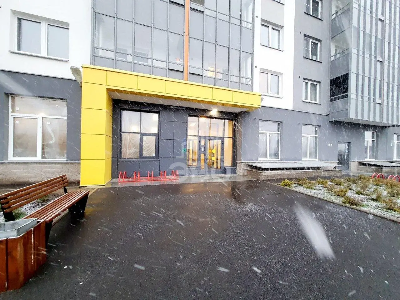 однокомнатная квартира в Санкт-Петербурге по адресу: Орлово-Денисовский проспект, 15, к 1