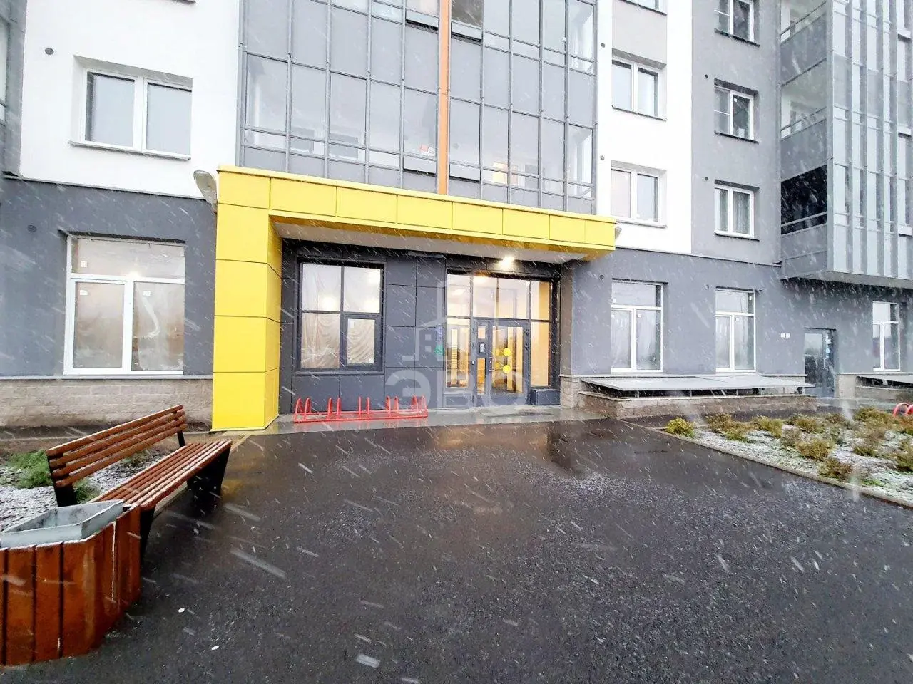 однокомнатная квартира в Санкт-Петербурге по адресу: Орлово-Денисовский проспект, 15, к 1