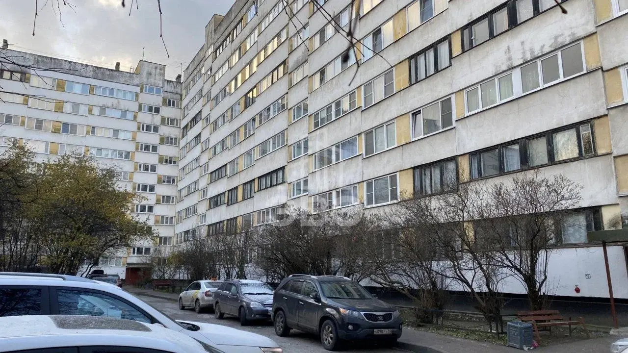 комната в Санкт-Петербурге по адресу: Серебристый б-р., 5, к 1