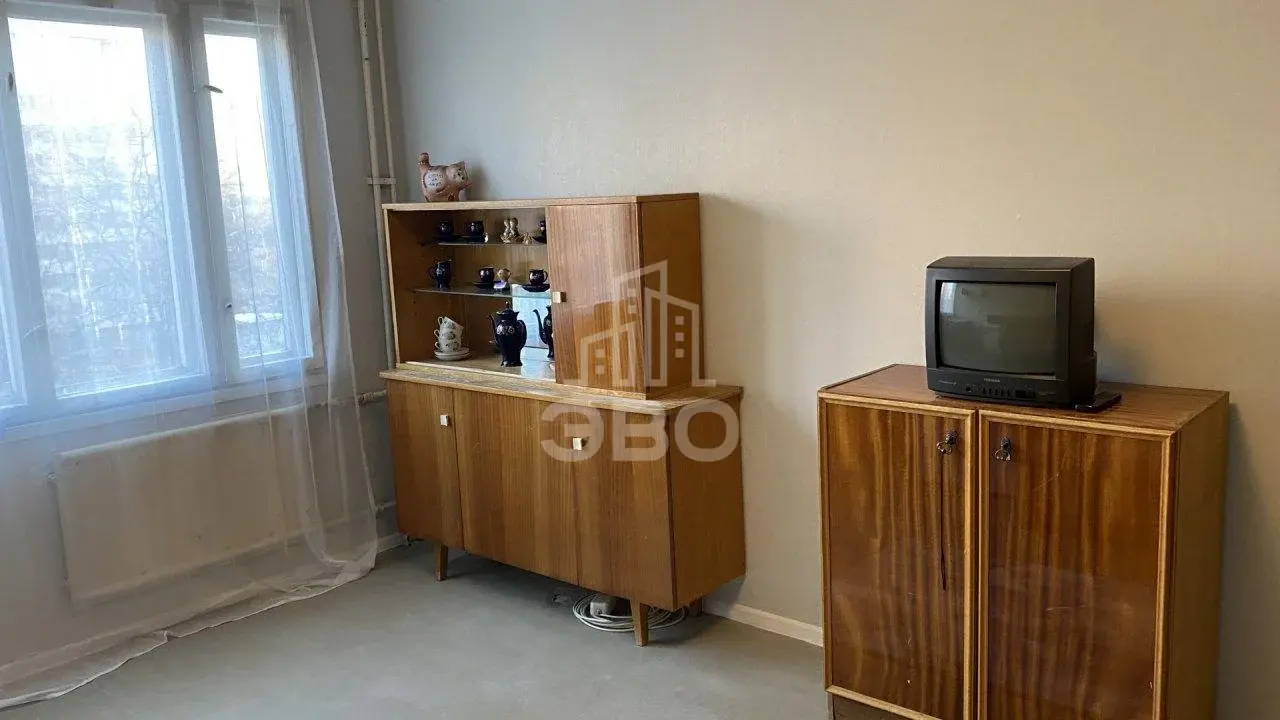 комната в Санкт-Петербурге по адресу: Серебристый б-р., 5, к 1