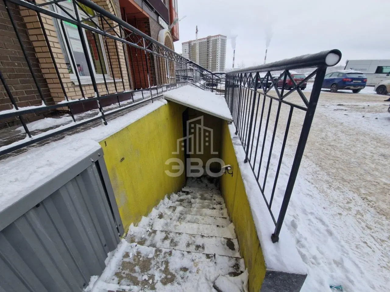 коммерция в Санкт-Петербурге по адресу: Шоссе в Лаврики ул., 85