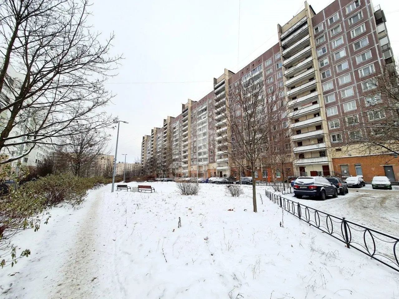 трехкомнатная квартира в Санкт-Петербурге по адресу: Олеко Дундича ул., 25, к 2