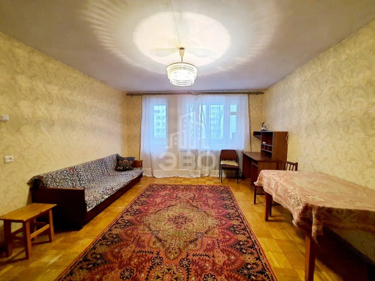 трехкомнатная квартира в Санкт-Петербурге по адресу: Олеко Дундича ул., 25, к 2