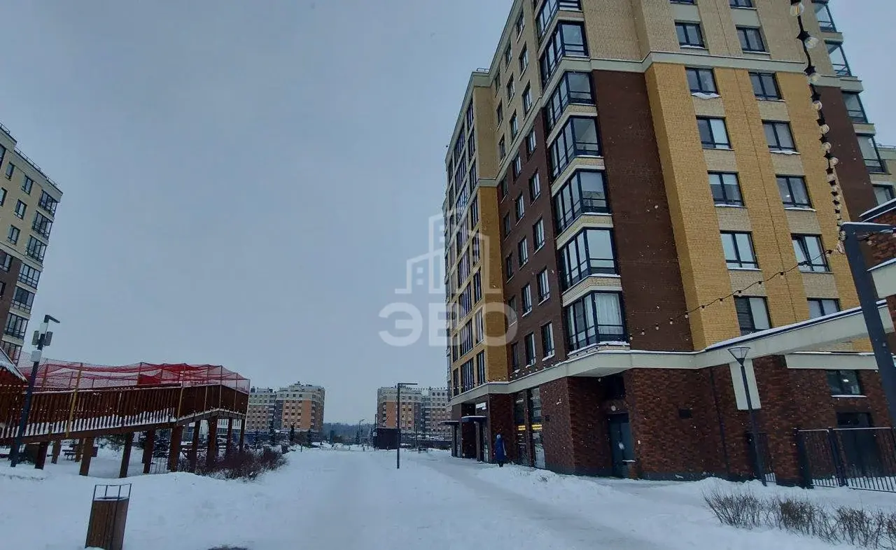 трехкомнатная квартира в Санкт-Петербурге по адресу: Невская ул., 6