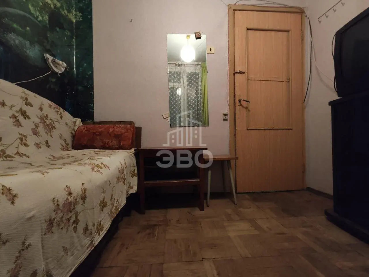 комната в Санкт-Петербурге по адресу: Лёни Голикова ул., 28