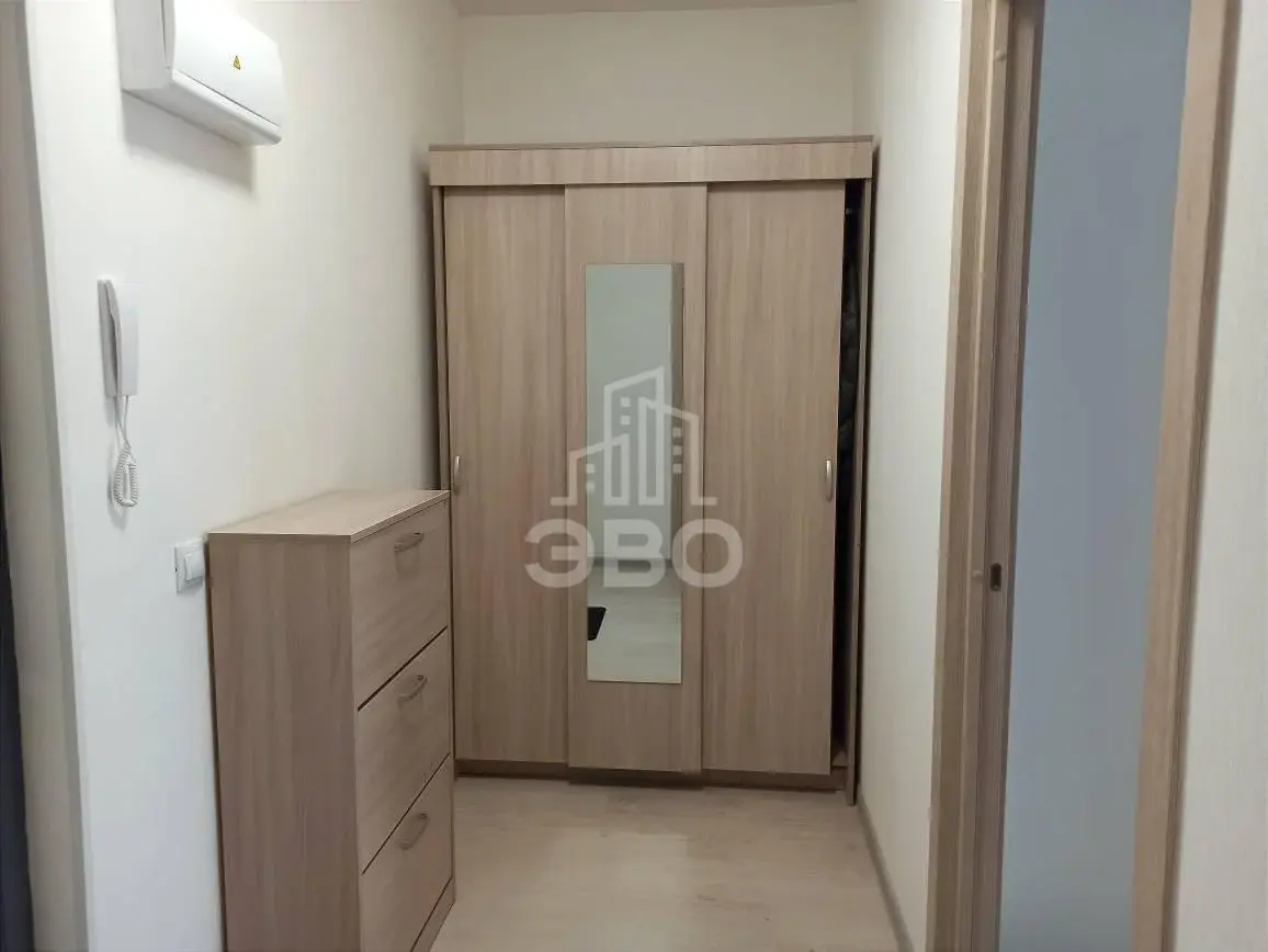 однокомнатная квартира в Санкт-Петербурге по адресу: Славянская ул., 8, строение 1