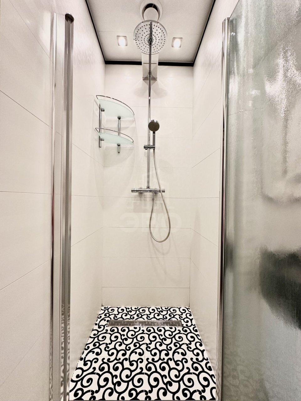 четырехкомнатная квартира в Санкт-Петербурге по адресу: Пражская ул., 44