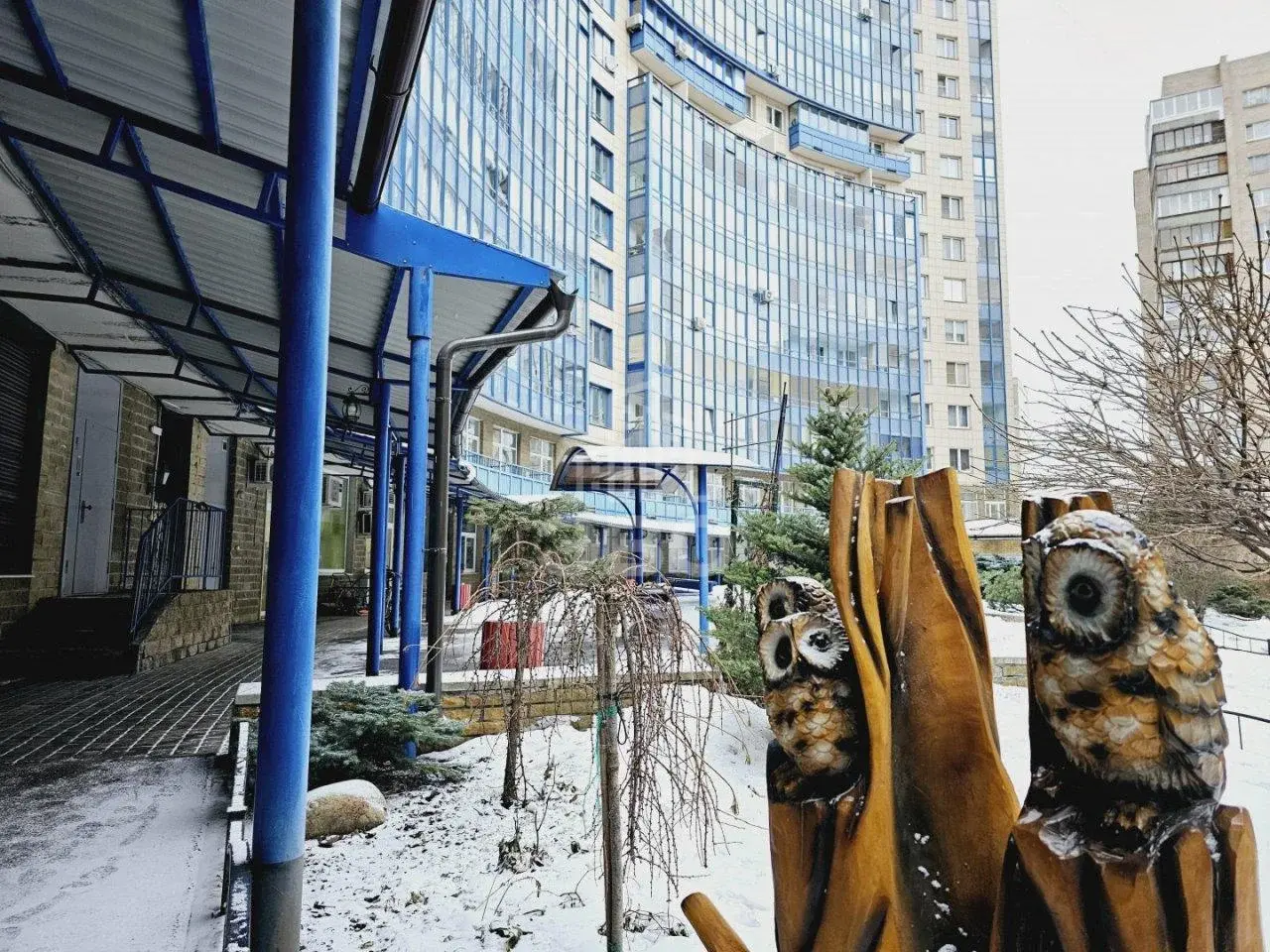 трехкомнатная квартира в Санкт-Петербурге по адресу: Коллонтай ул., 31, к 2