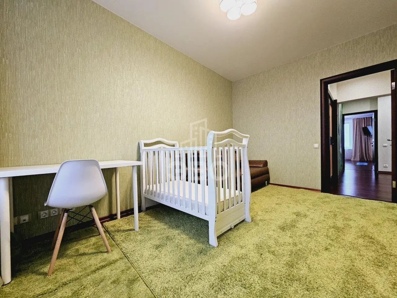 трехкомнатная квартира в Санкт-Петербурге по адресу: Коллонтай ул., 31, к 2