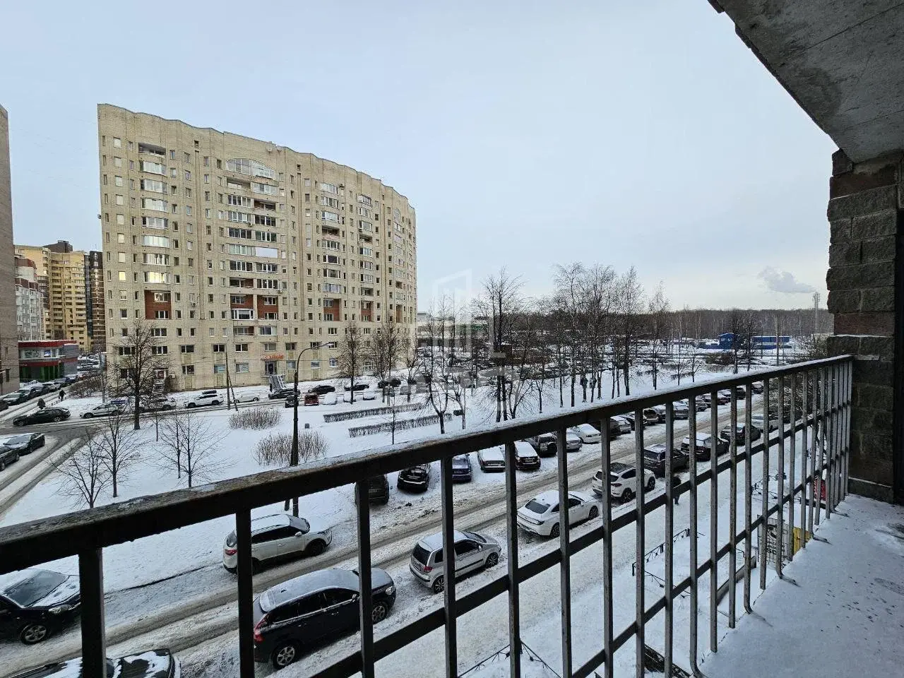 двухкомнатная квартира в Санкт-Петербурге по адресу: Поликарпова аллея, 2