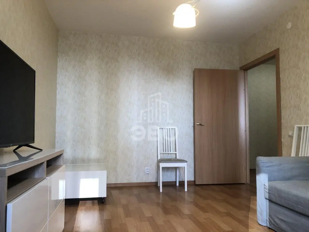 трехкомнатная квартира в Санкт-Петербурге по адресу: Фёдора Абрамова ул., 23, к 1, литера А