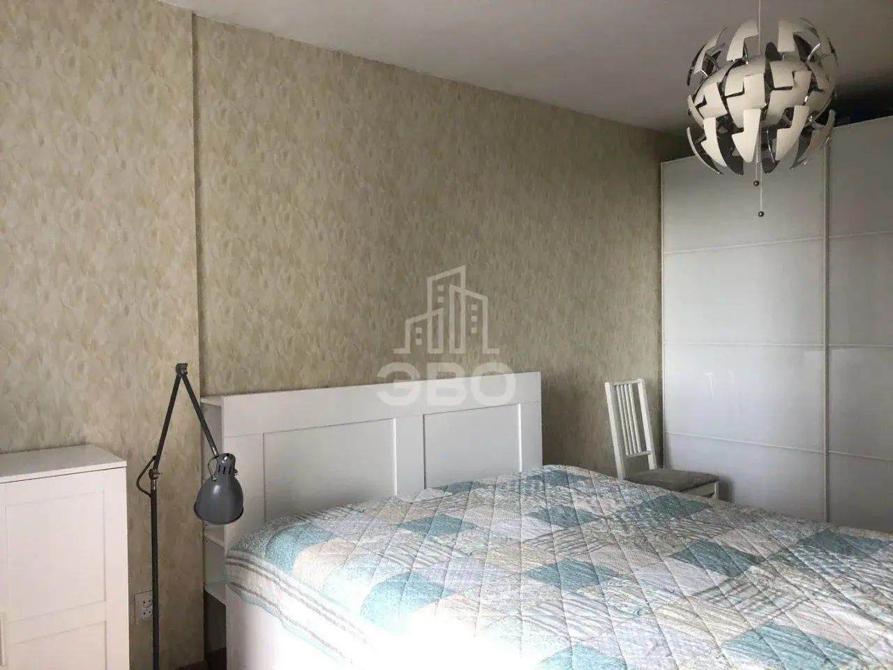 трехкомнатная квартира в Санкт-Петербурге по адресу: Фёдора Абрамова ул., 23, к 1, литера А