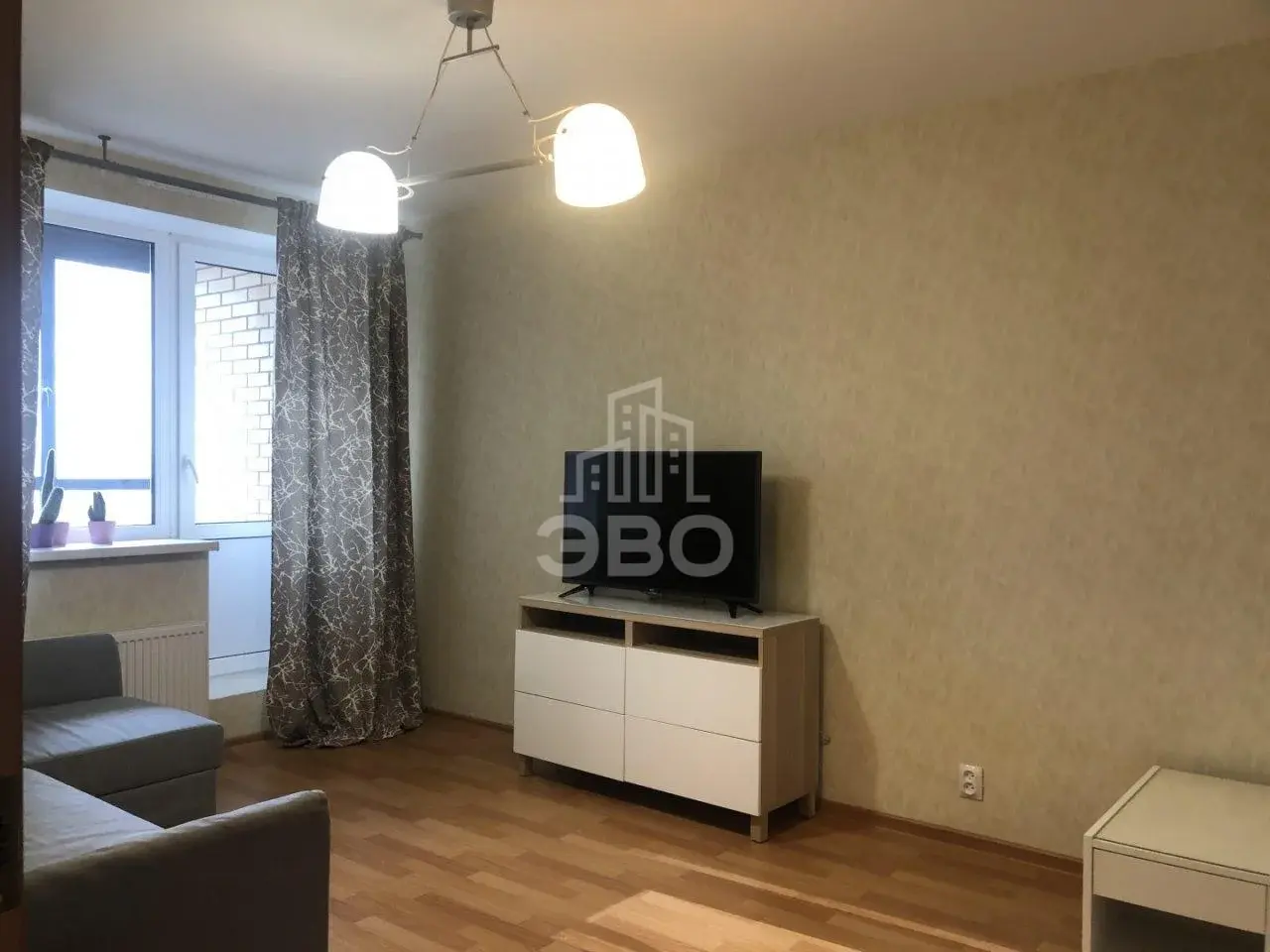трехкомнатная квартира в Санкт-Петербурге по адресу: Фёдора Абрамова ул., 23, к 1, литера А