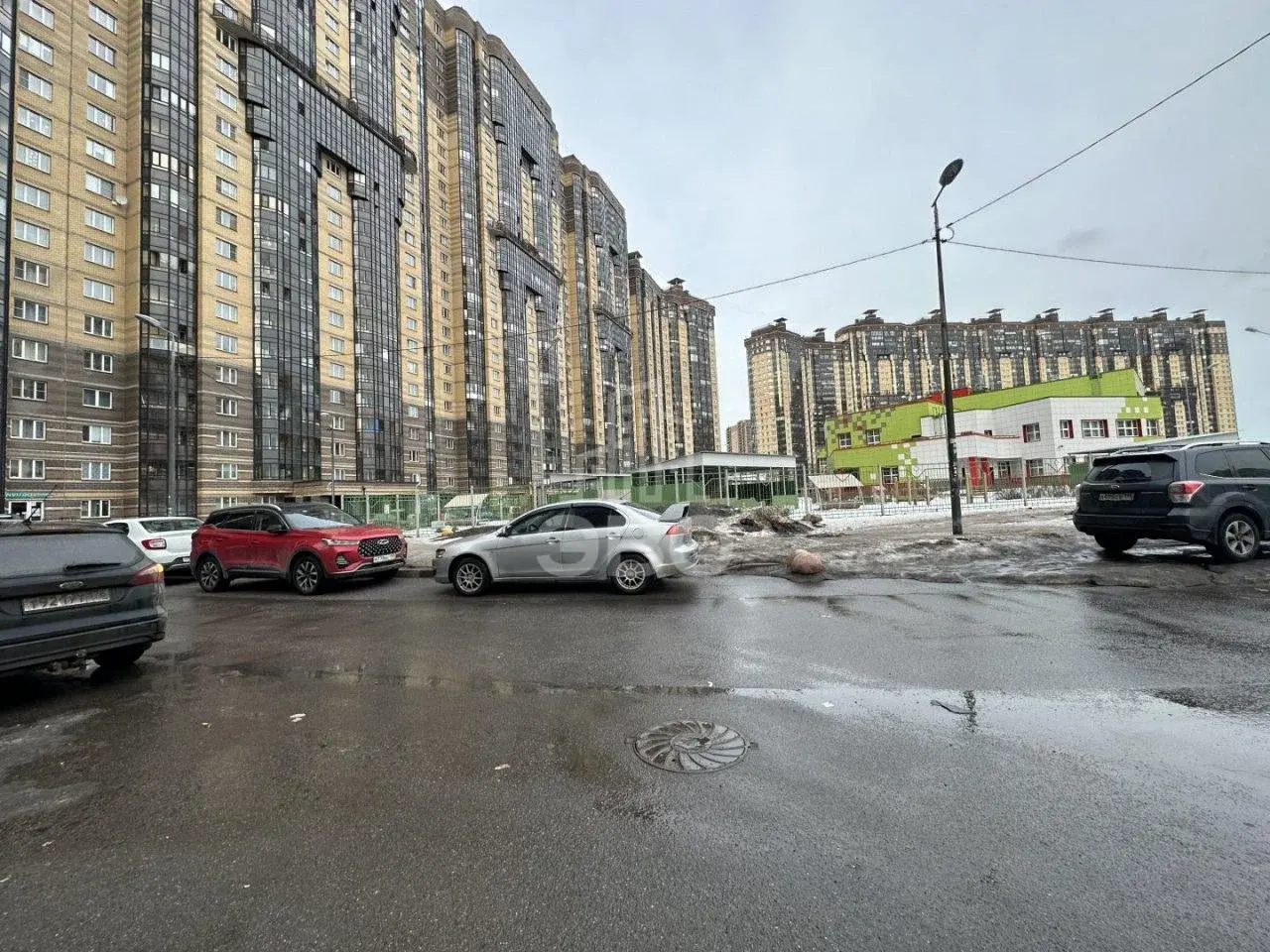трехкомнатная квартира в Санкт-Петербурге по адресу: Фёдора Абрамова ул., 23, к 1, литера А