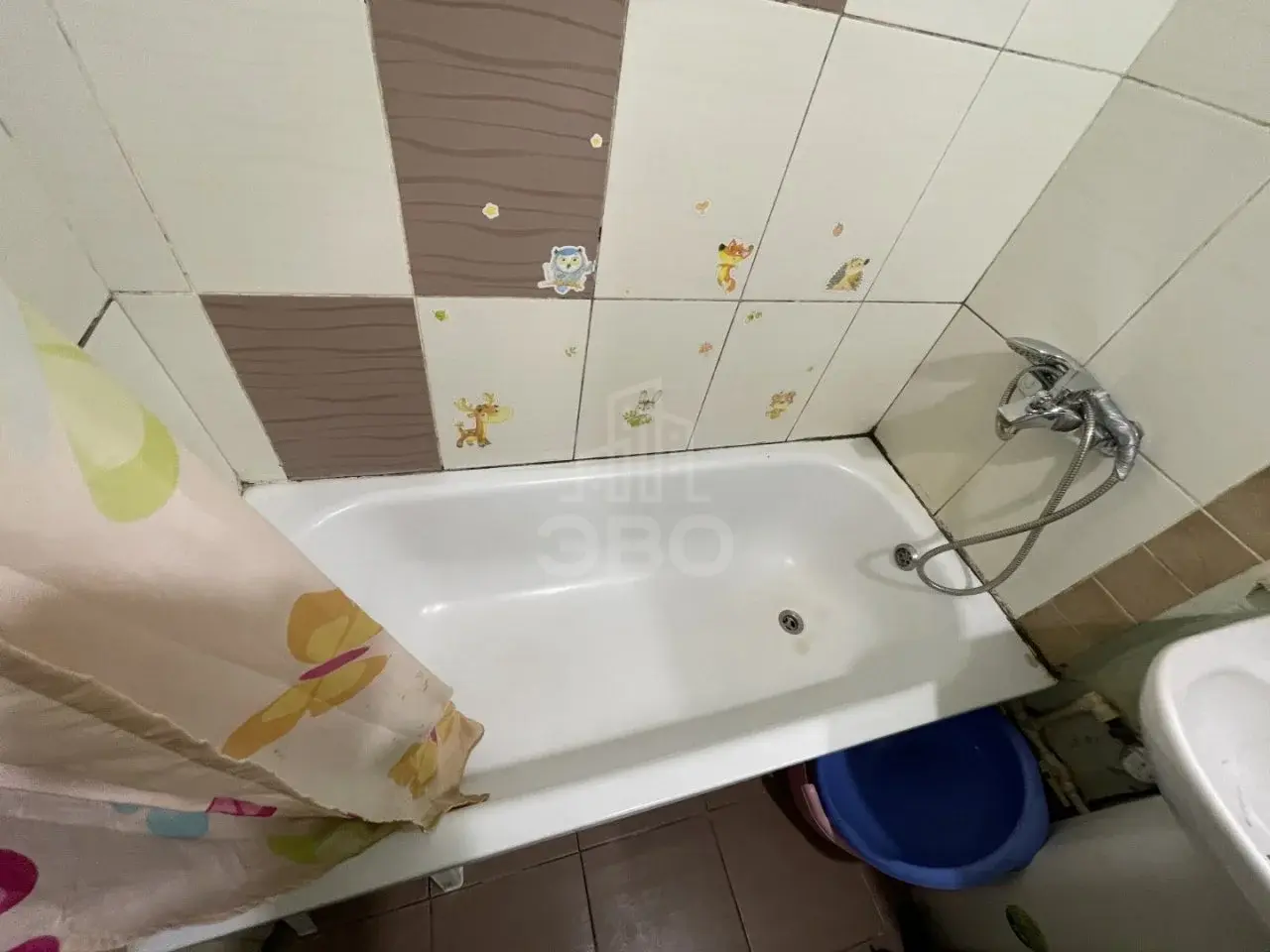 комната в Санкт-Петербурге по адресу: Ярослава Гашека ул., 4, к 3