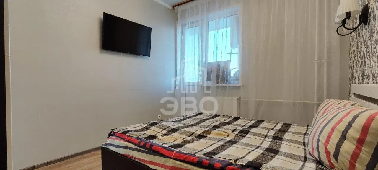однокомнатная квартира в Санкт-Петербурге по адресу: Оборонная ул., 37, к 1