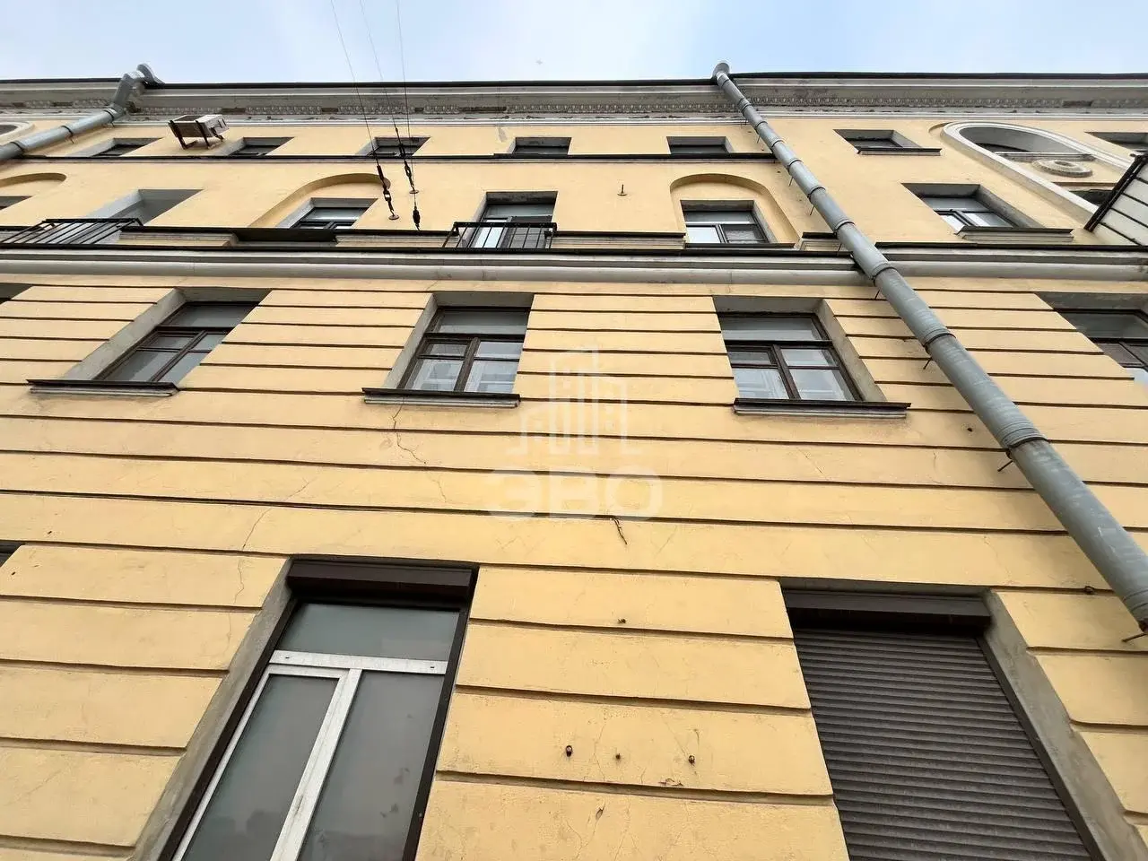 комната в Санкт-Петербурге по адресу: Обуховской Обороны проспект, 143, литера А
