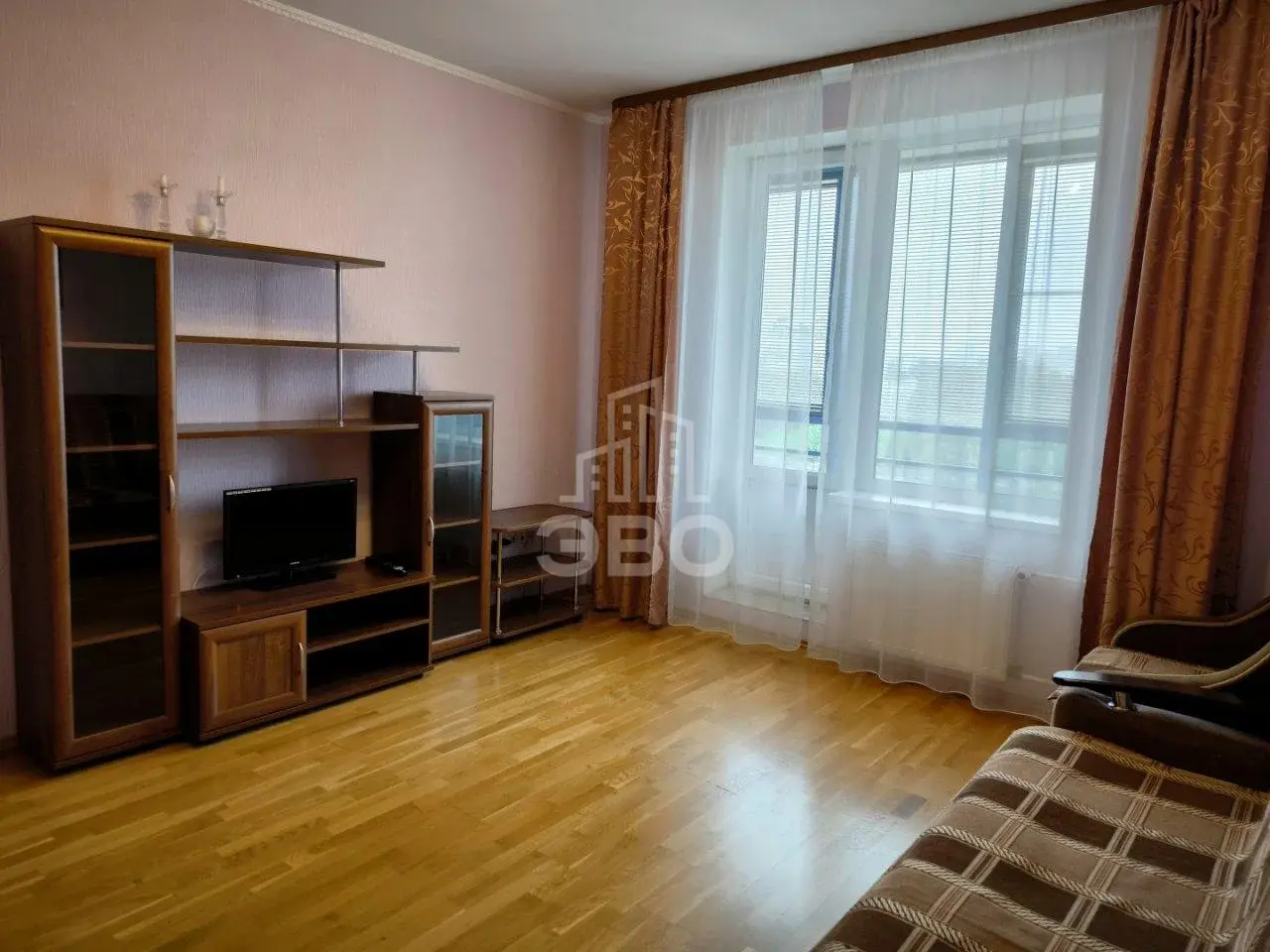 однокомнатная квартира в Санкт-Петербурге по адресу: Ушинского ул., 2, к 1