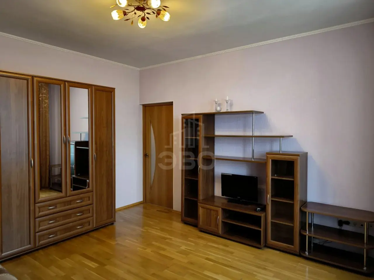 однокомнатная квартира в Санкт-Петербурге по адресу: Ушинского ул., 2, к 1