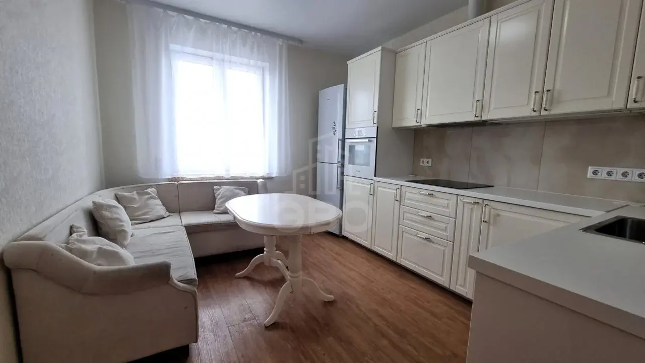 трехкомнатная квартира в Санкт-Петербурге по адресу: Пролетарская ул., 38