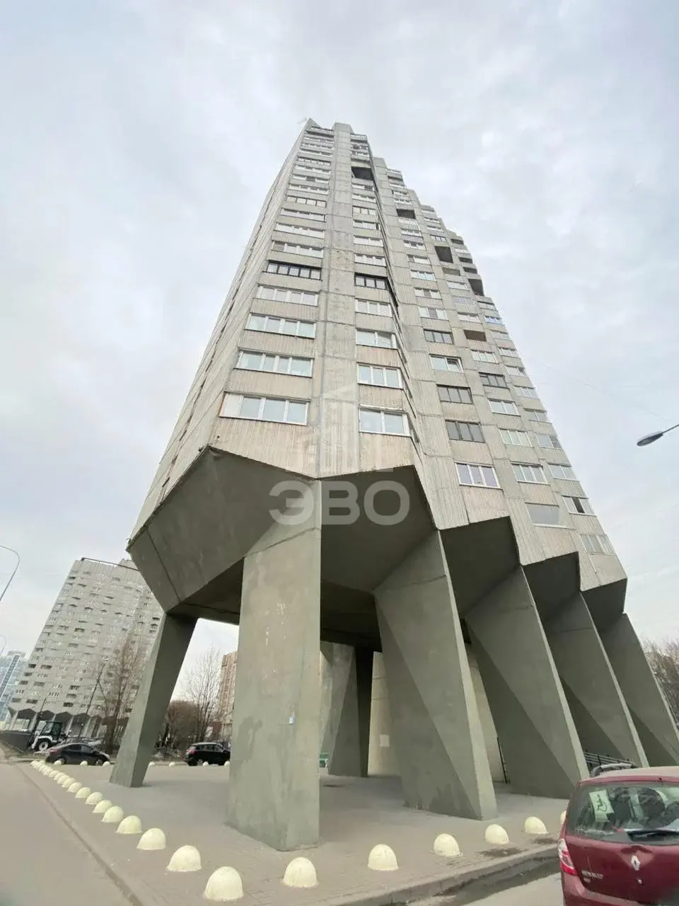 однокомнатная квартира в Санкт-Петербурге по адресу: Новосмоленская наб., 4
