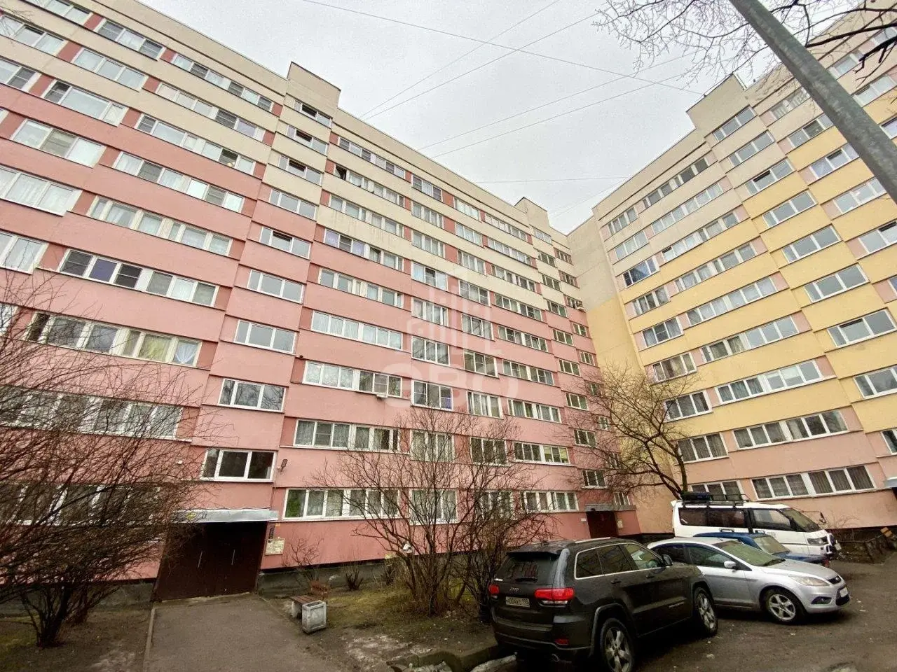 трехкомнатная квартира в Санкт-Петербурге по адресу: Маршала Жукова проспект, 34, к 1, литера б