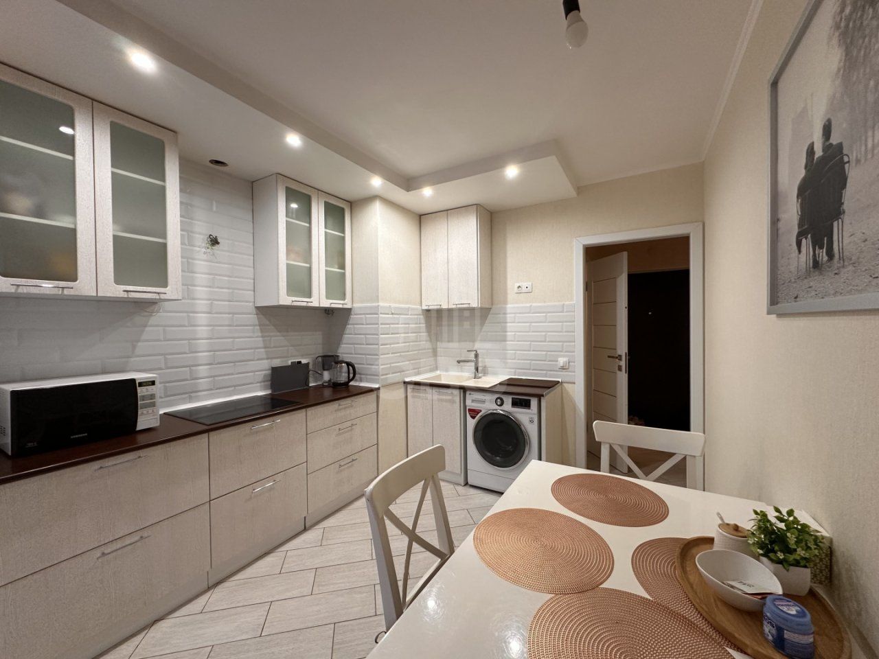 однокомнатная квартира в Санкт-Петербурге по адресу: Европейский проспект, 14, к 6