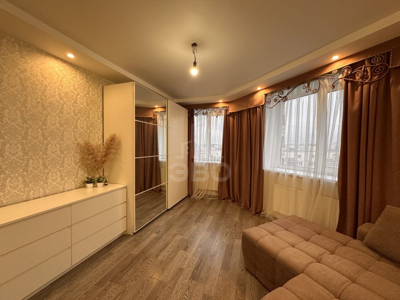 однокомнатная квартира в Санкт-Петербурге по адресу: Европейский проспект, 14, к 6