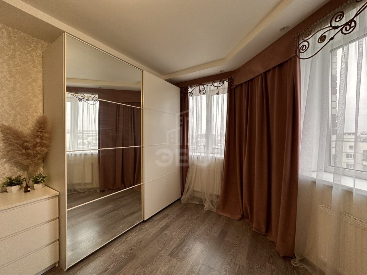 однокомнатная квартира в Санкт-Петербурге по адресу: Европейский проспект, 14, к 6