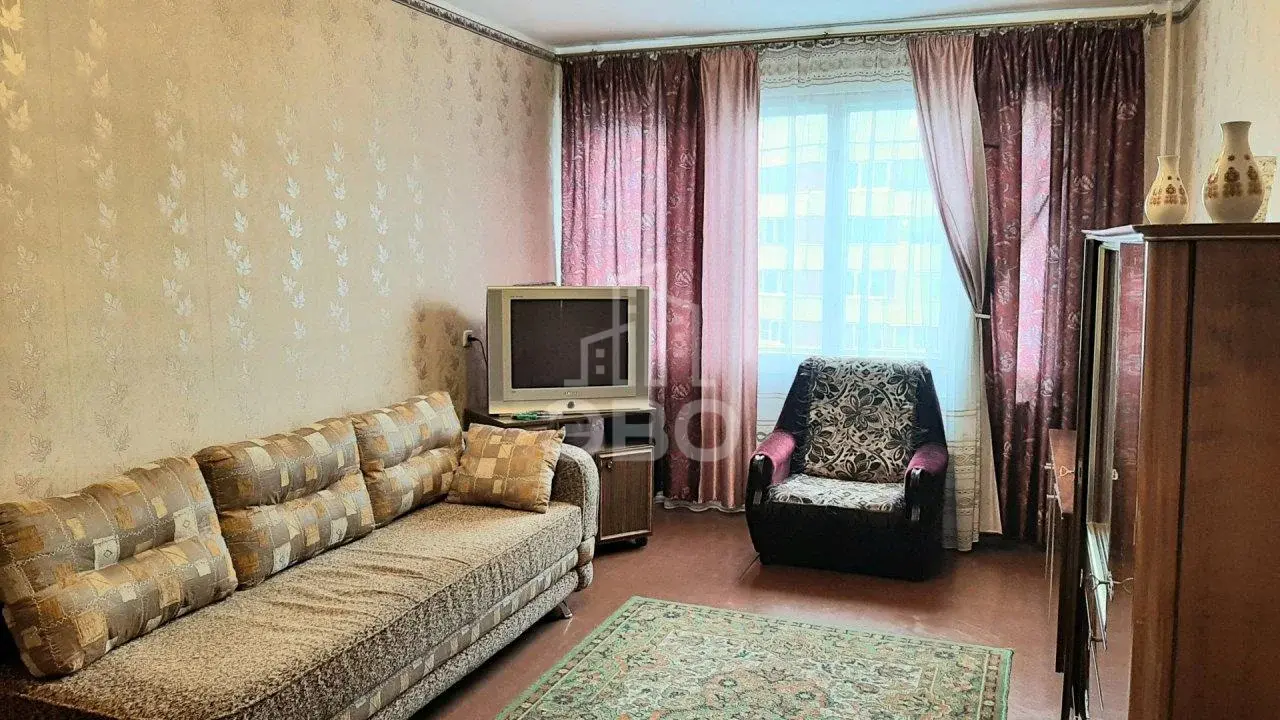 трехкомнатная квартира в Санкт-Петербурге по адресу: Королёва проспект, 9