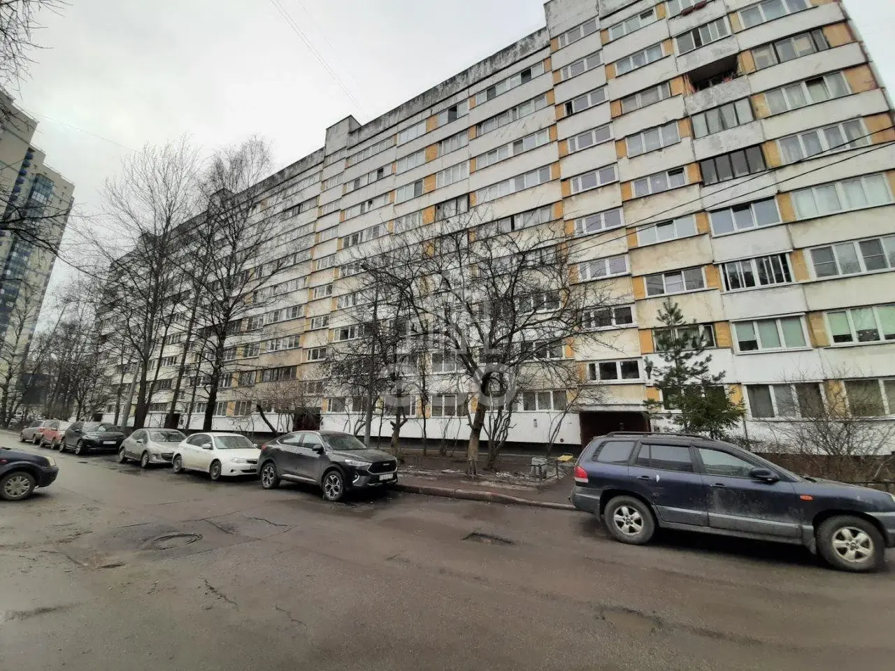 трехкомнатная квартира в Санкт-Петербурге по адресу: Королёва проспект, 9