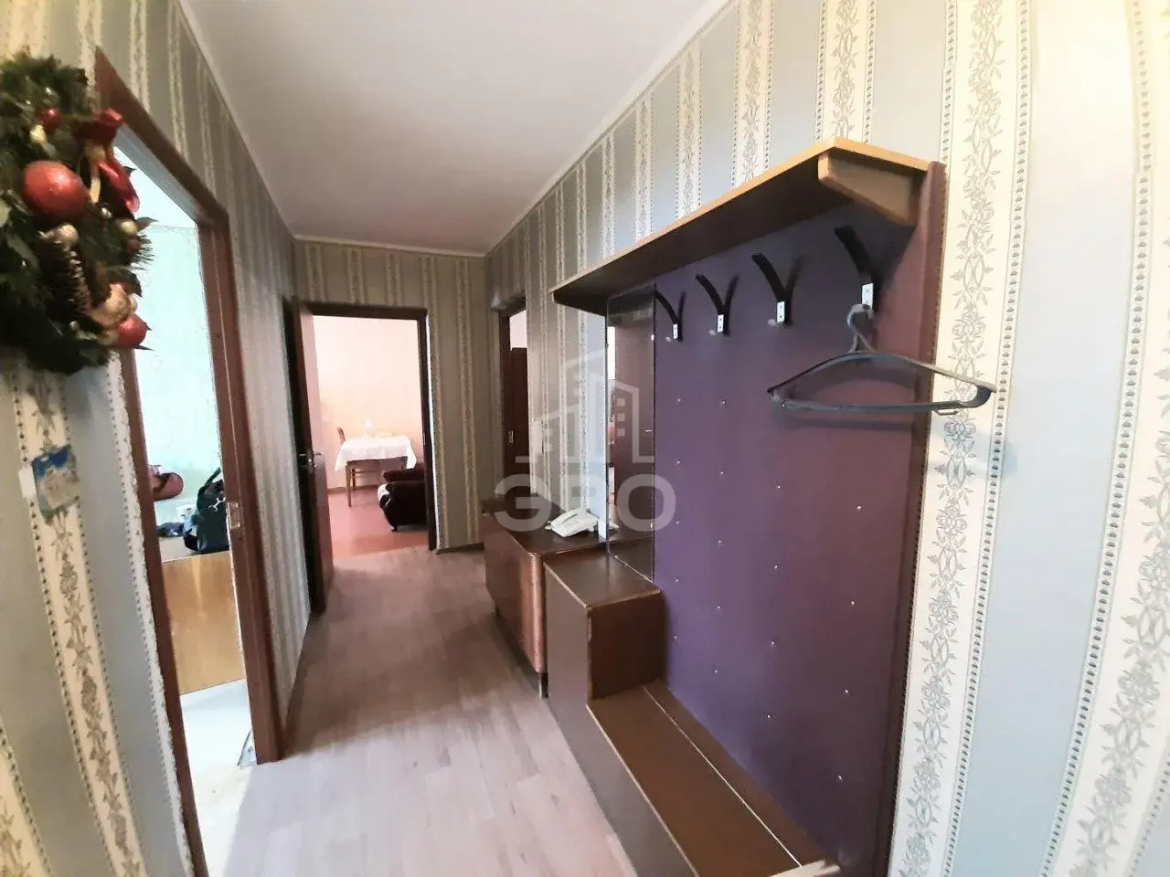трехкомнатная квартира в Санкт-Петербурге по адресу: Королёва проспект, 9