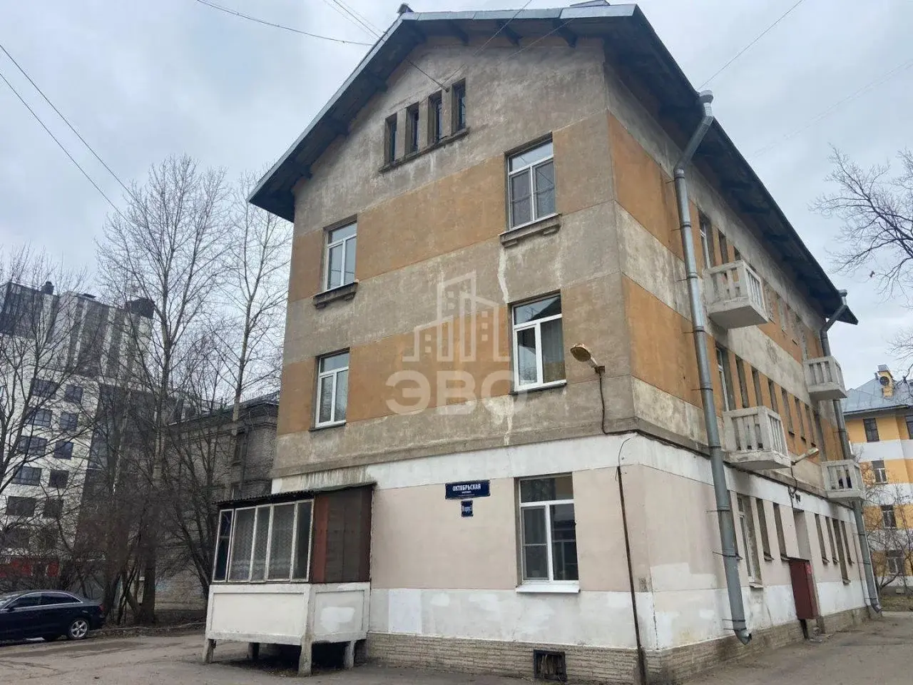 трехкомнатная квартира в Санкт-Петербурге по адресу: Октябрьская наб., 90, к 3