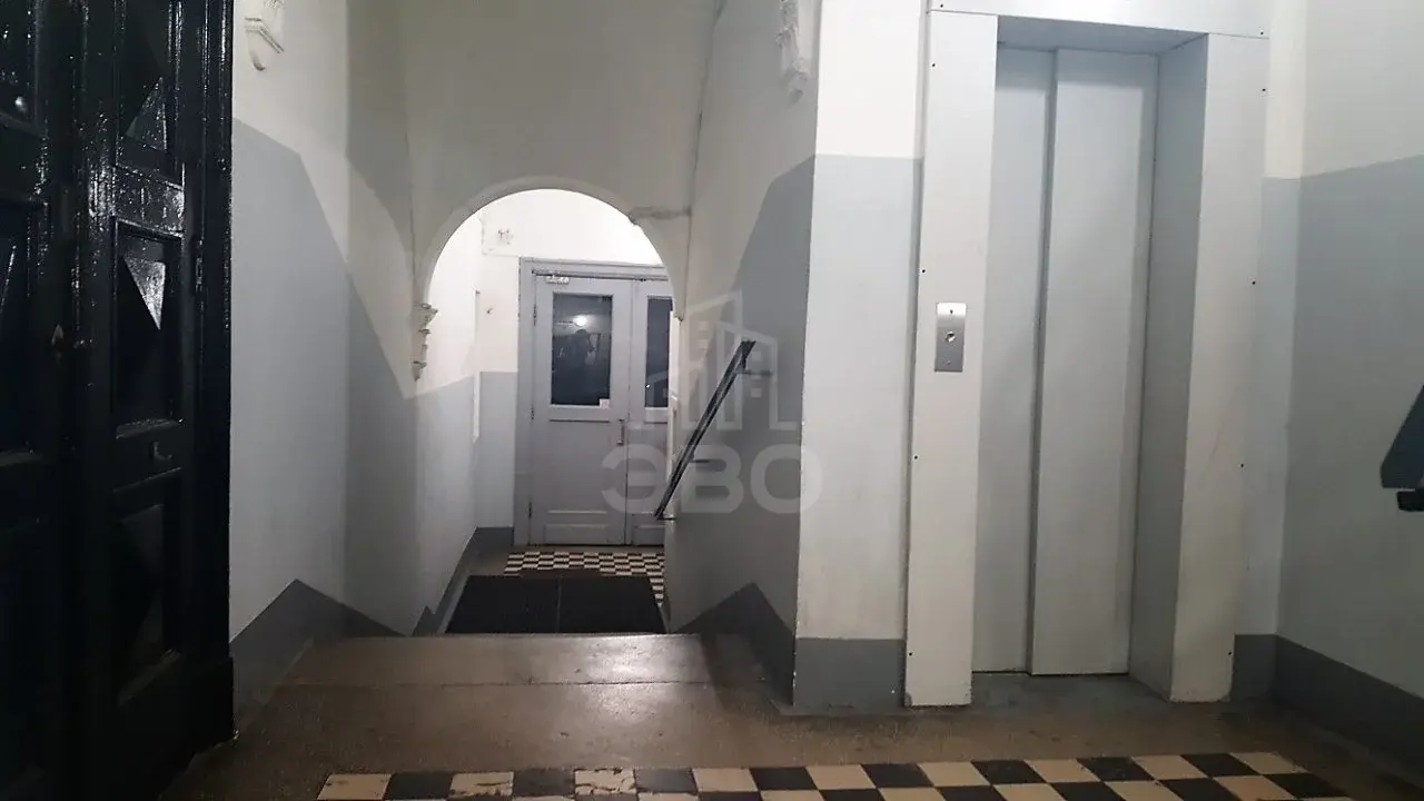 трехкомнатная квартира в Санкт-Петербурге по адресу: Большой П.С. пр-кт., 102