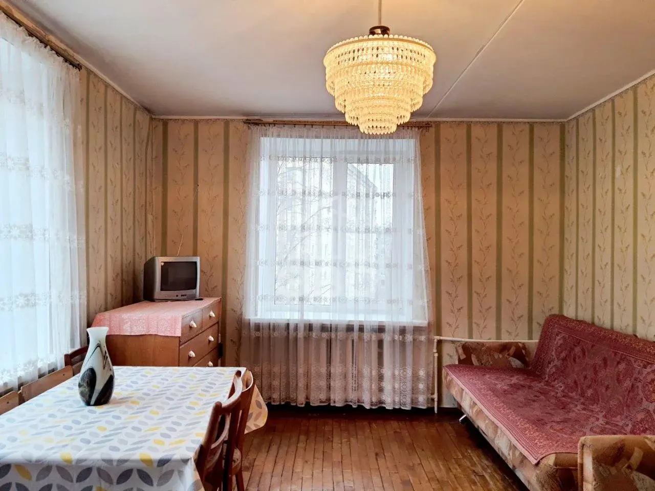 однокомнатная квартира в Санкт-Петербурге по адресу: Октябрьская наб., 78, к 2