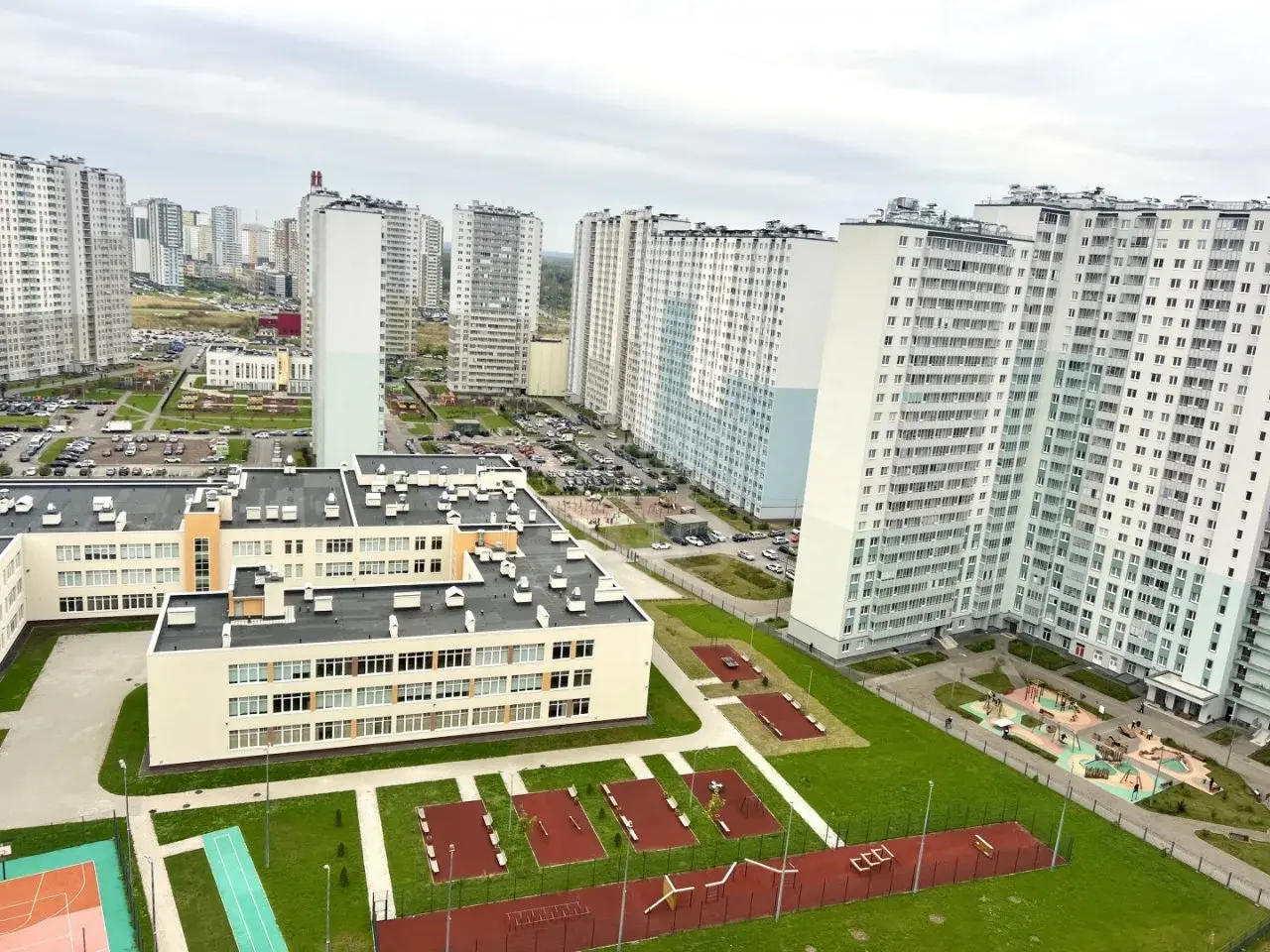 однокомнатная квартира в Санкт-Петербурге по адресу: Пахомовская ул., 22, строение 1