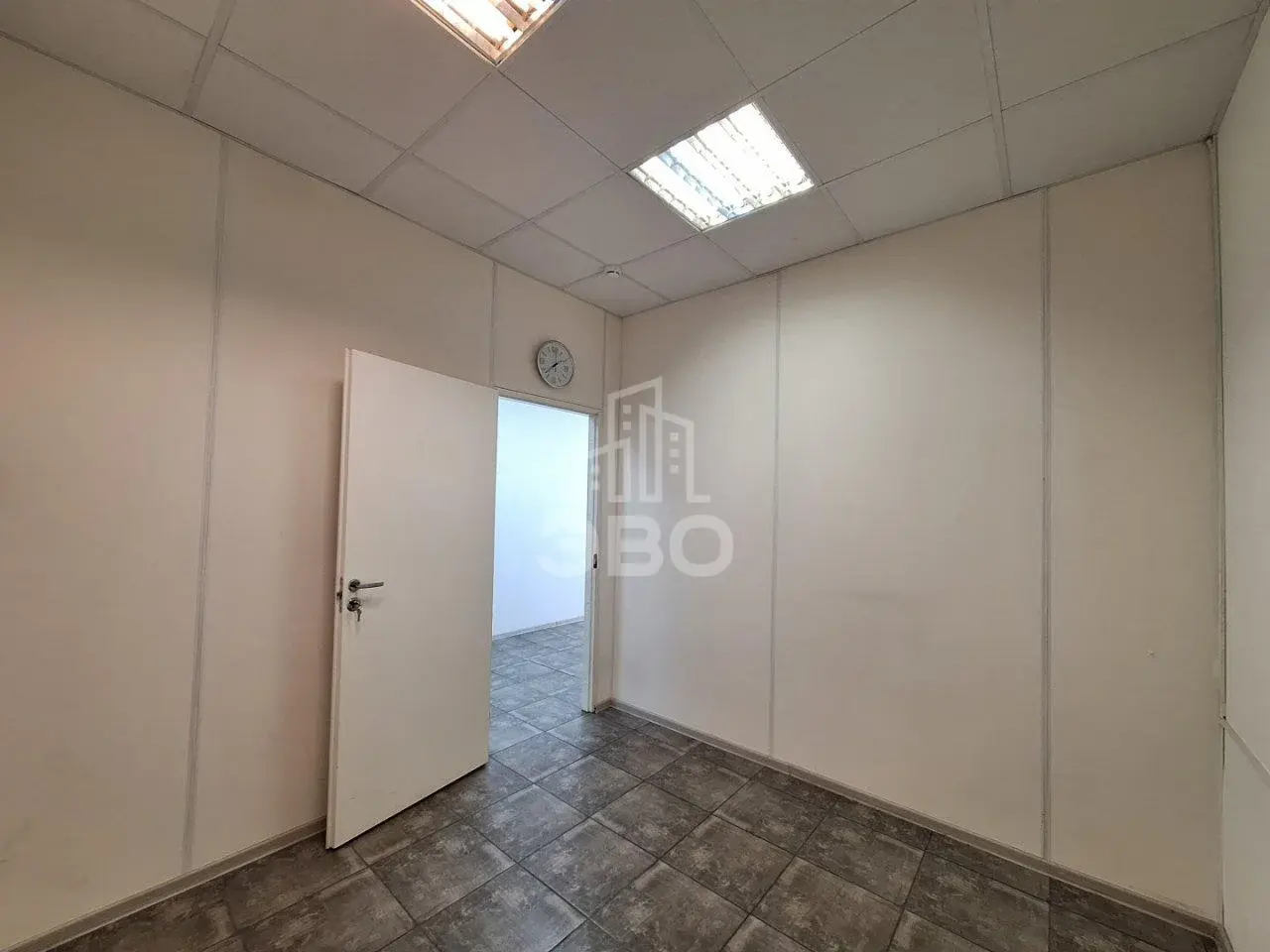 коммерция в Санкт-Петербурге по адресу: Лиговский проспект, 50, литера Р