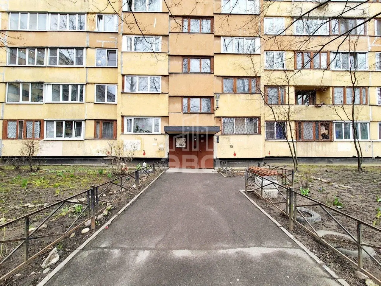 однокомнатная квартира в Санкт-Петербурге по адресу: Брестский б-р., 19/17