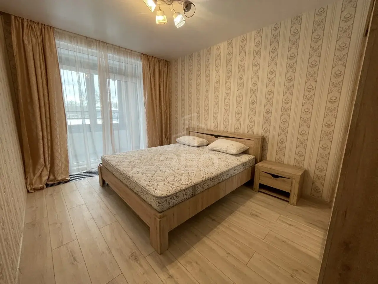 двухкомнатная квартира в Санкт-Петербурге по адресу: Измайловский б-р., 11, строение 1