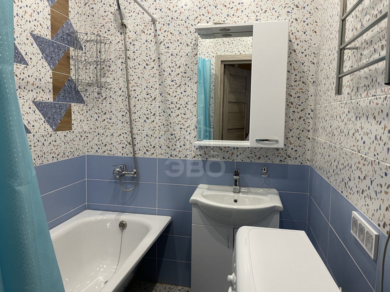 двухкомнатная квартира в Санкт-Петербург по адресу: Измайловский б-р., 11, строение 1