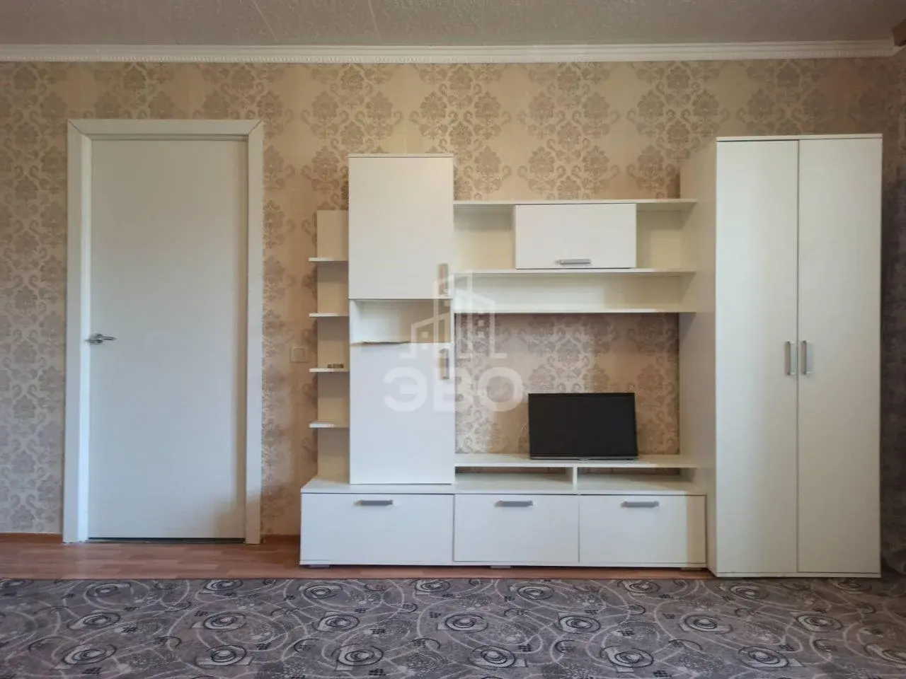 двухкомнатная квартира в Санкт-Петербурге по адресу: Коммуны ул., 48