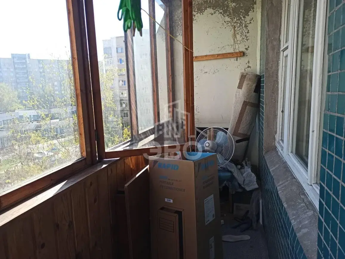 двухкомнатная квартира в Санкт-Петербурге по адресу: Коммуны ул., 48
