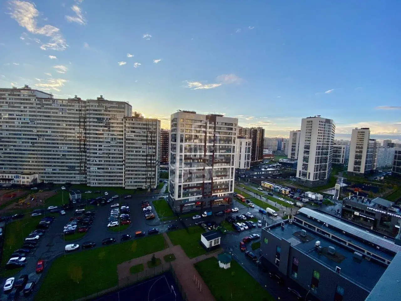 однокомнатная квартира в Санкт-Петербурге по адресу: Авиаторов Балтики проспект, 5, к 1
