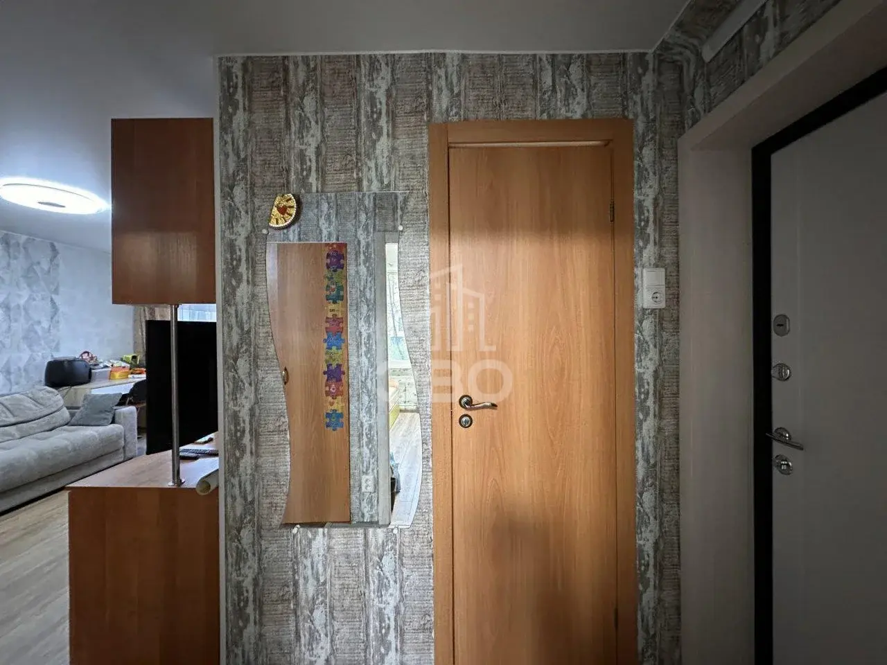 трехкомнатная квартира в Санкт-Петербурге по адресу: Новаторов б-р., 45