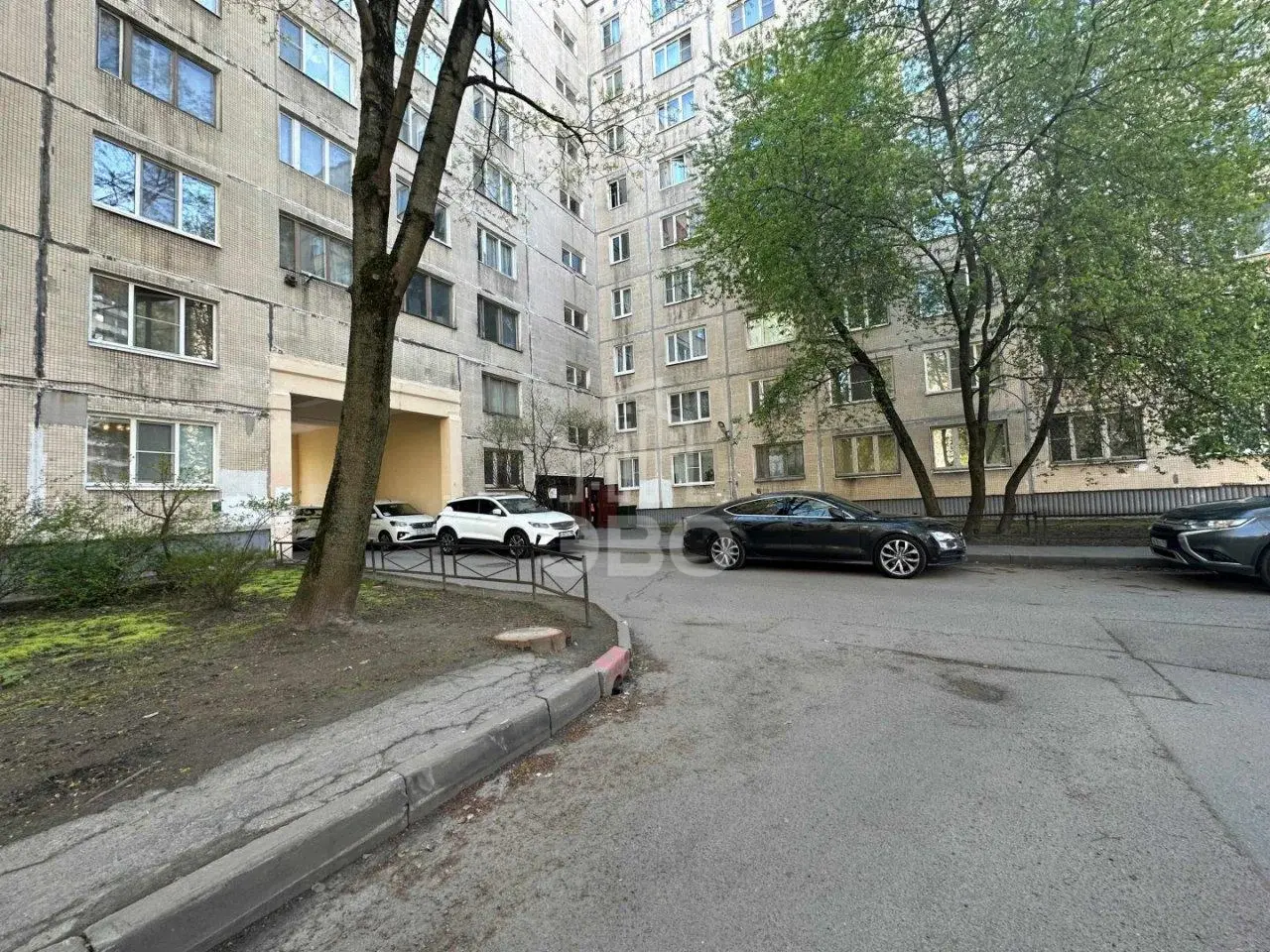 однокомнатная квартира в Санкт-Петербурге по адресу: Серебристый б-р., 15
