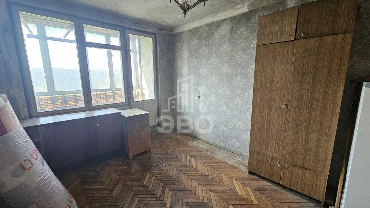 трехкомнатная квартира в Санкт-Петербурге по адресу: Софийская ул., 34, к 2