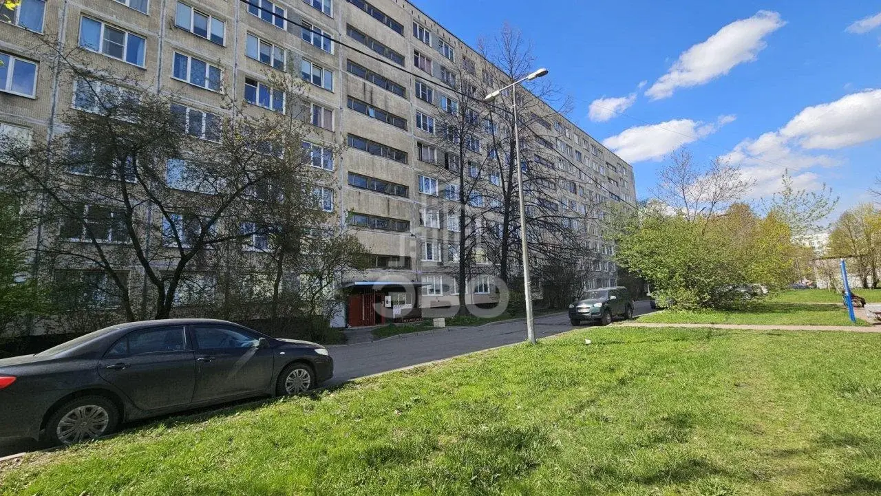 трехкомнатная квартира в Санкт-Петербурге по адресу: Софийская ул., 34, к 2