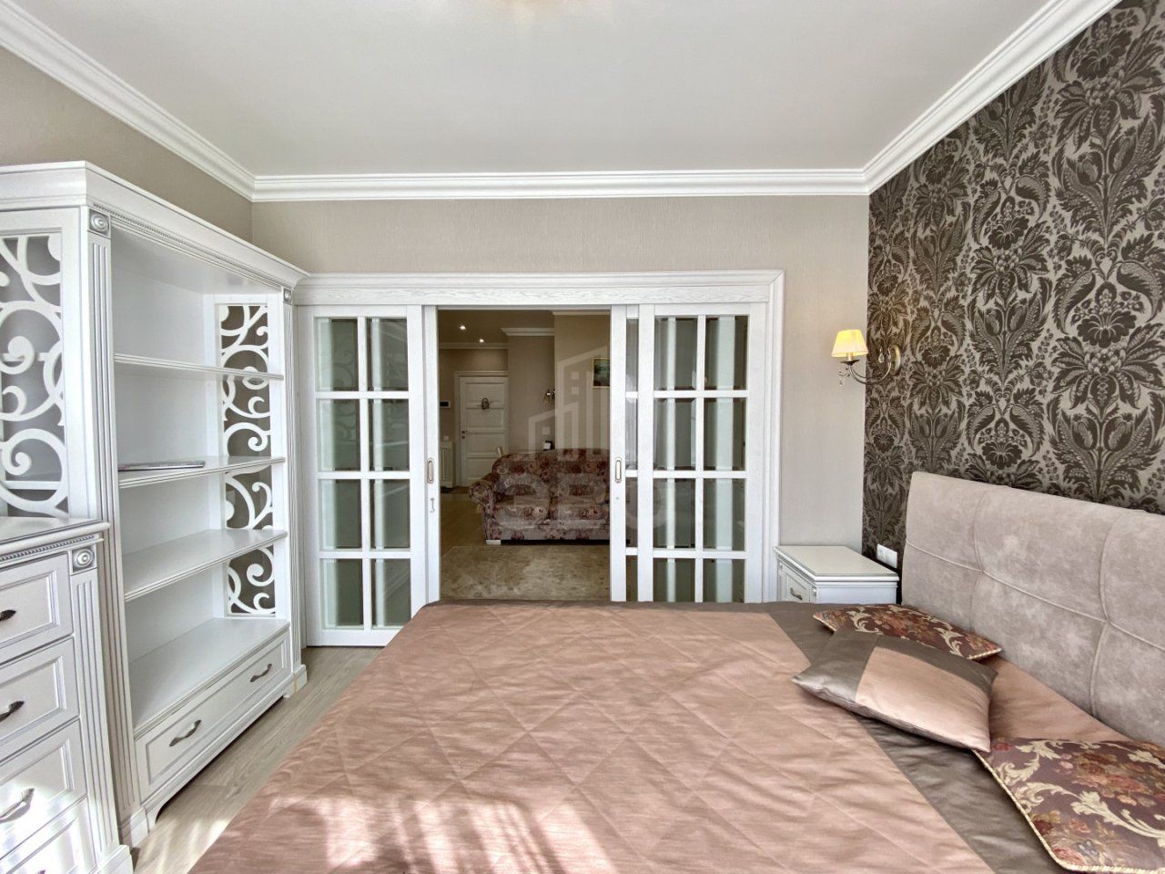 однокомнатная квартира в Санкт-Петербурге по адресу: Кременчугская ул., 13, к 1