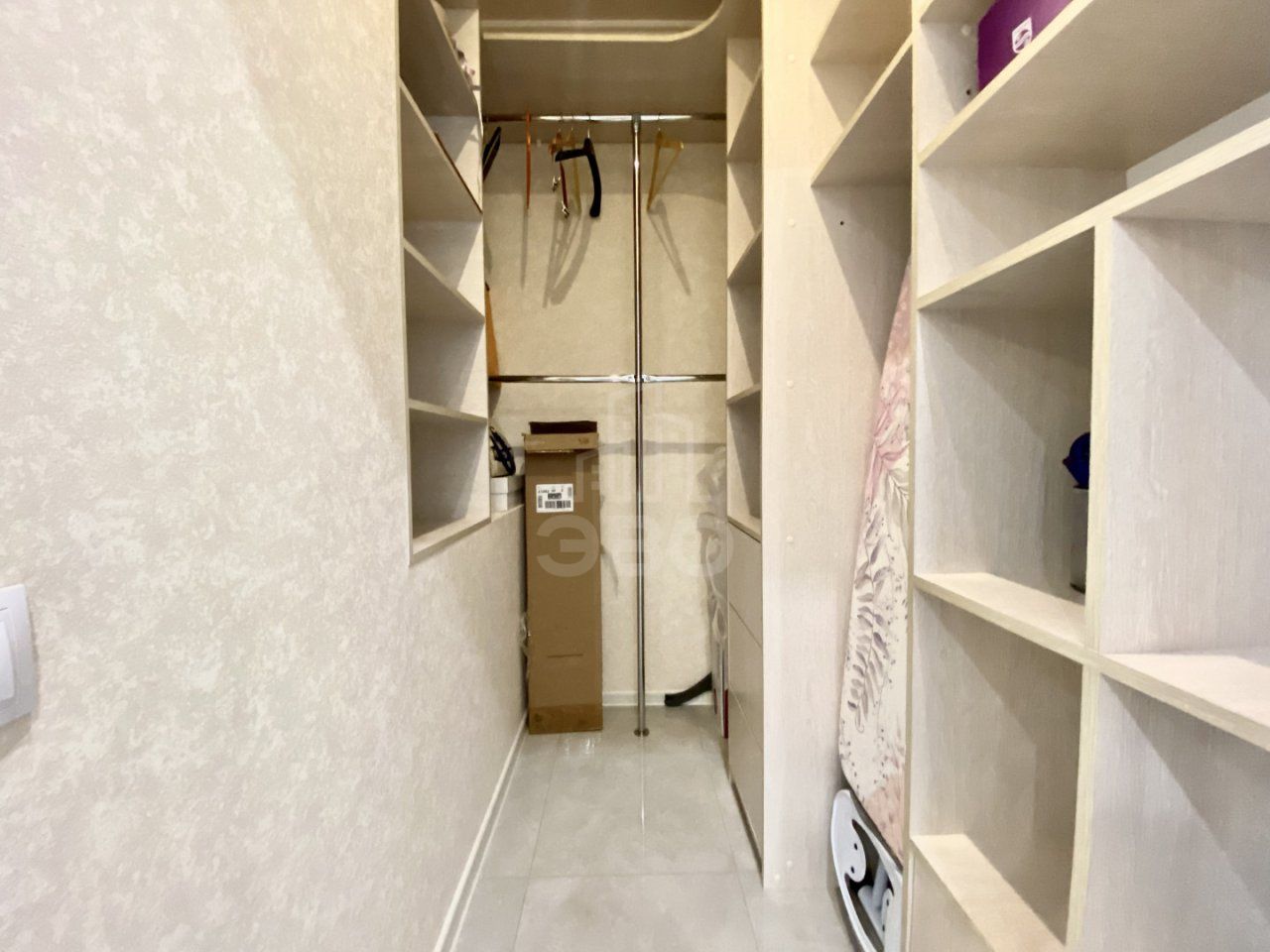 однокомнатная квартира в Санкт-Петербурге по адресу: Кременчугская ул., 13, к 1